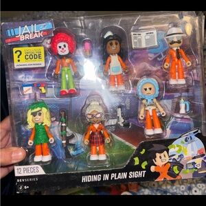 Hiding in Plain Sight Action Figures Playset